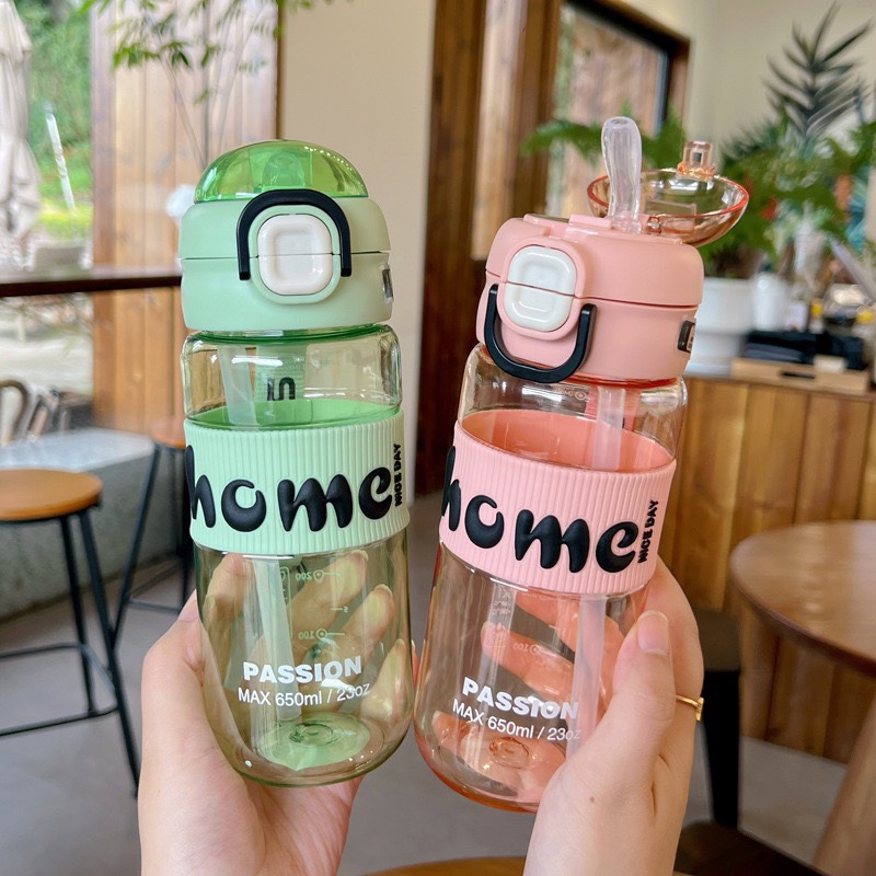 Taza de mano de plástico a prueba de escaldaduras Xinbeidi tapa de rebote pajita taza doble para beber deportes al aire libre para estudiantes taza portátil de verano