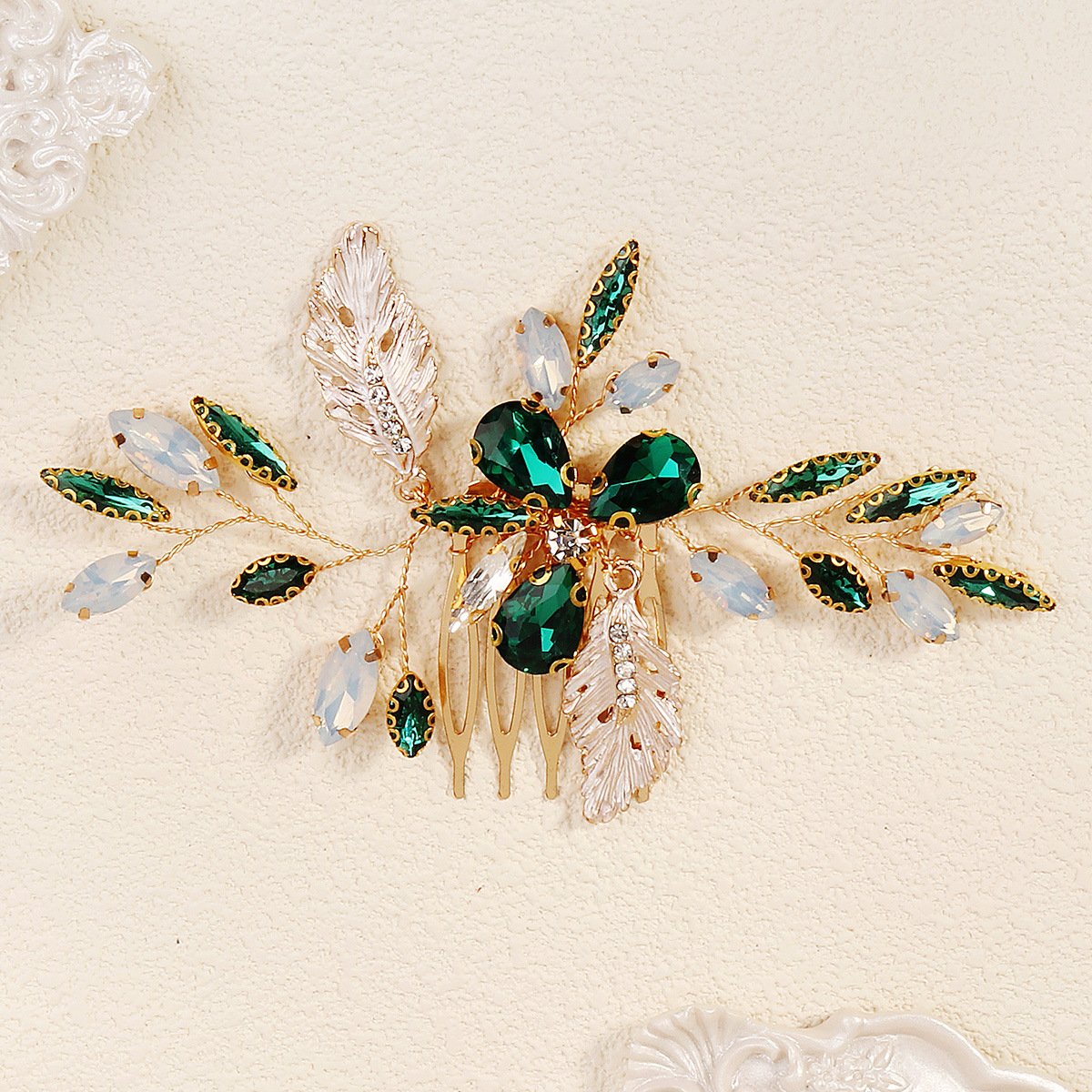 Peine de inserción de diamantes de imitación de aleación retro transfronteriza hoja hecha a mano tocado de cristal verde estilo antiguo Hanfu joyería peine para el cabello nupcial