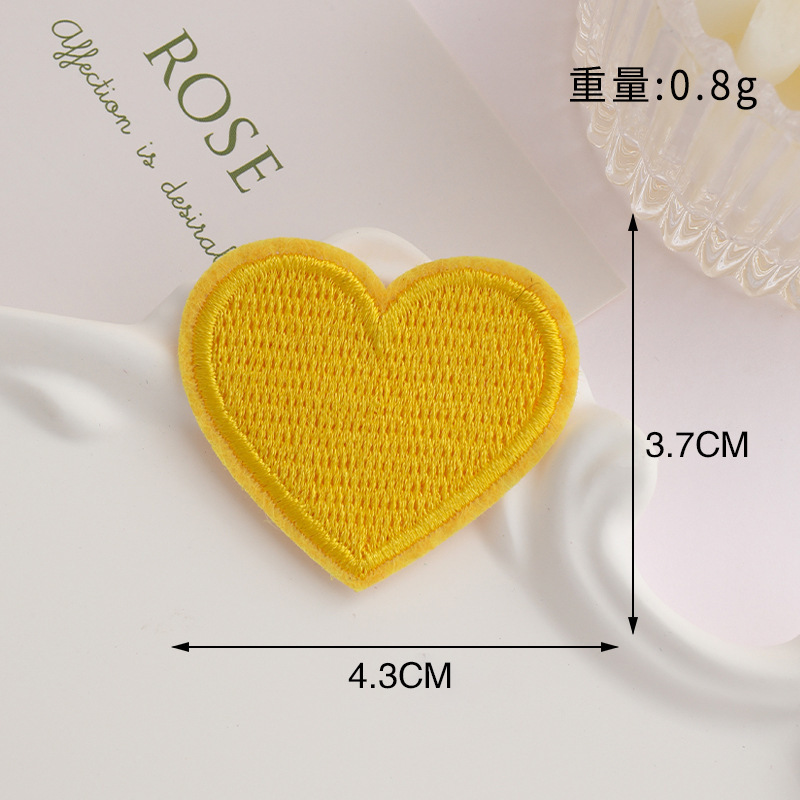 漫画の愛の刺繍布ステッカー靴と衣類のパッチステッカー装飾修理刺繍パッチハート型自己粘着織ラベル布ステッカー|undefined