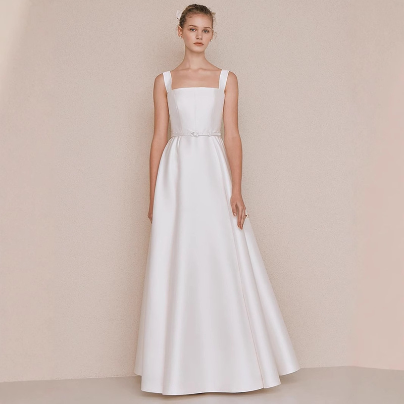 Light Wedding Dress for Travel Photography, Satin Dress, 2026 New Style, Spaghetti Strap, Square Neckline, Simple Style, Host Banquet, Elegant Evening Dress Light Wedding Dress for Travel Photography, Satin Dress, 2026 New Style, Spaghetti Strap, Square Neckline, Simple Style, Host Banquet, Elegant Evening Dress