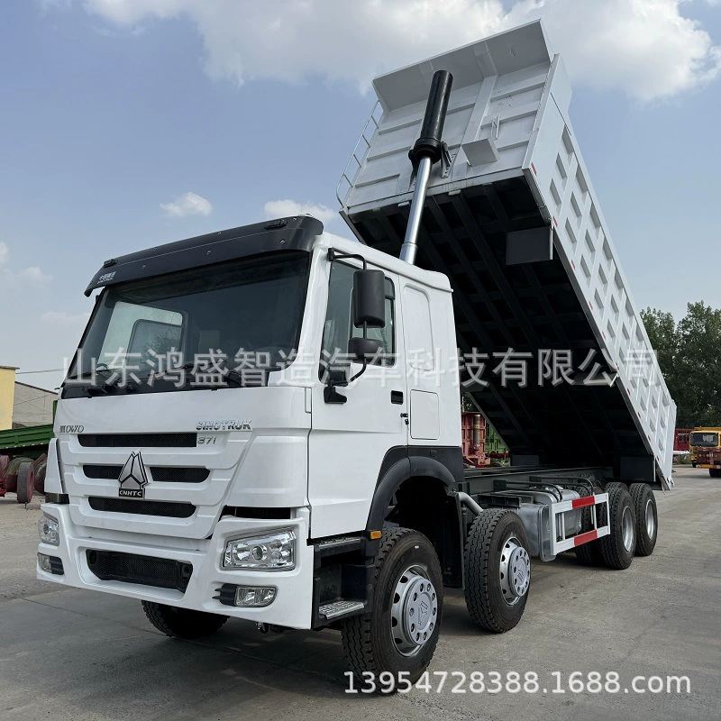 Продажа подержанных самосвалов HOWO, тягачей Sinotruk Shaanxi 6X4, экспорт в Гвинею, четыре передних и восемь задних самосвалов.