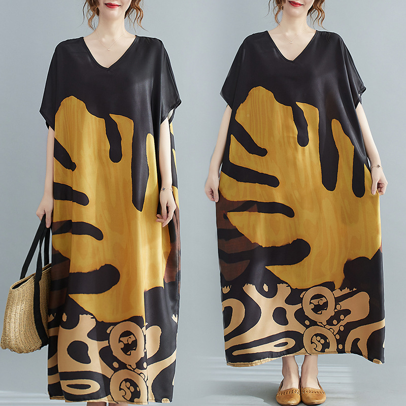 2025 Summer New Large Size V Neck Literary Retro Leaf Print Short-Sleeved Robe Dress