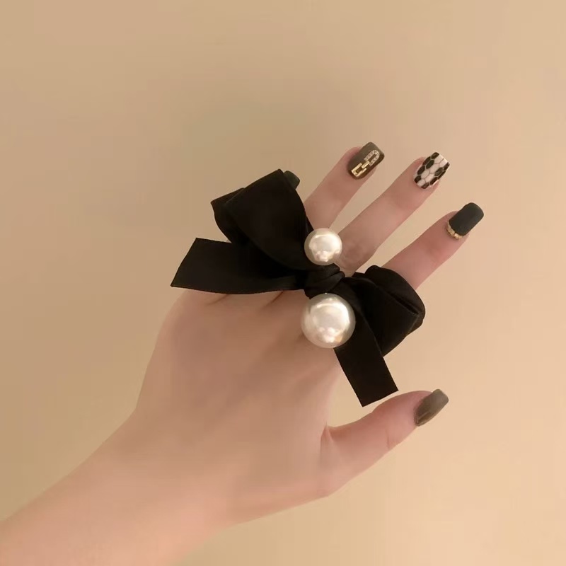 Xiaoxiangfeng リボンパールヘッドバンド 2025 新しい韓国ハイエンドヘアバンドゴムバンド女性のヘアアクセサリーヘアロープ|undefined
