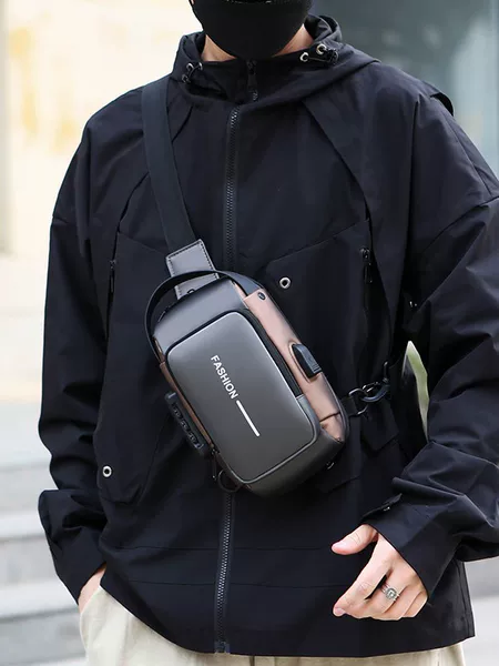 Explosive Men's Cross-border Large Capacity Bearer Bag Men's Chest Bag Shoulder Crossbody Bag Waterproof Wear-resistant Multifunctional Gift