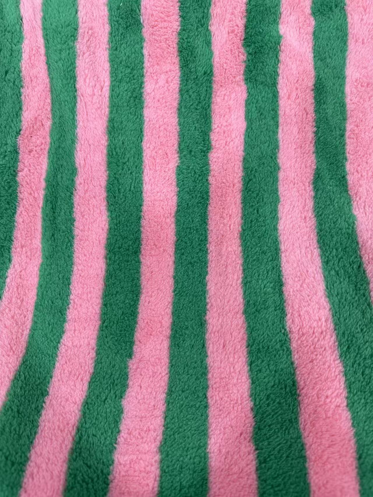 빨간색과 녹색 색상 막대