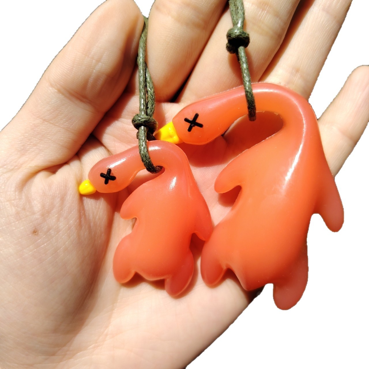 Color-Changing Roast Duck Pendant That Changes Color When Exposed to Uv Light, Roast Chicken Animal Keychain, Trendy Toy, Creative Gift
