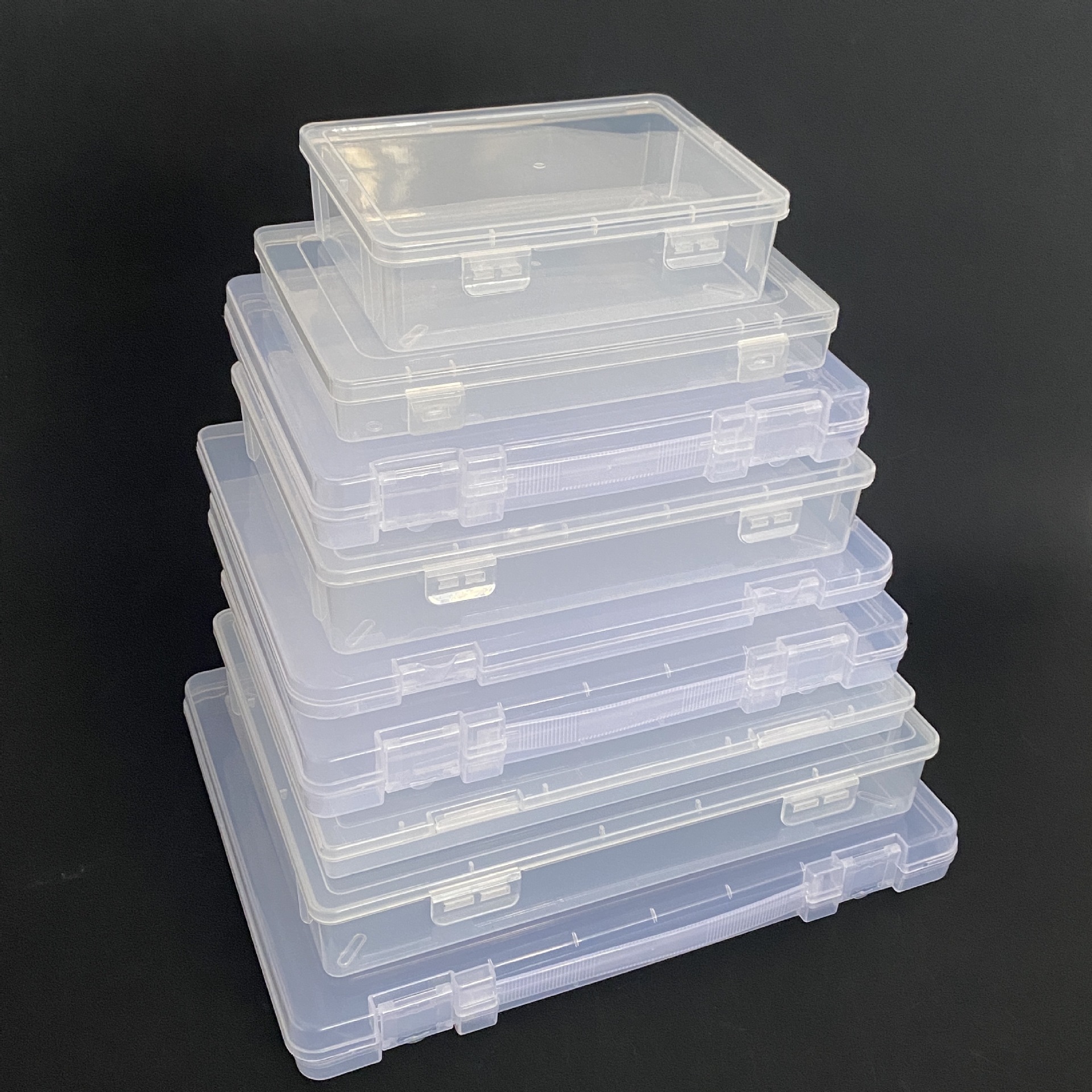 Caja de plástico transparente cuadrada piezas de hardware caja de embalaje de aparejos de pesca PP caja vacía tarjeta pequeña caja de almacenamiento de armadura portátil