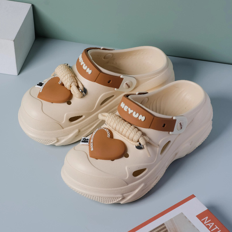 Summer Thick-Soled Height-Increasing Clogs with a Soft Feel, Women's Outdoor Sports Non-Slip Sandals, Beach Closed-Toe Slippers Summer Thick-Soled Height-Increasing Clogs with a Soft Feel, Women's Outdoor Sports Non-Slip Sandals, Beach Closed-Toe Slippers