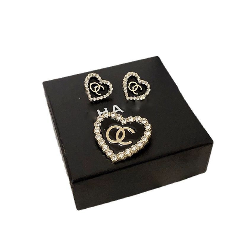 Брошь-бренд сердце, серьги с буквами, комплект, стиль Chanel