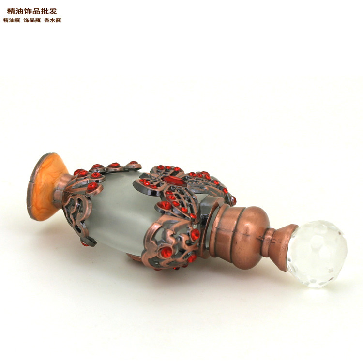 10ml心形磨砂玫红色蝴蝶款香水瓶5.jpg