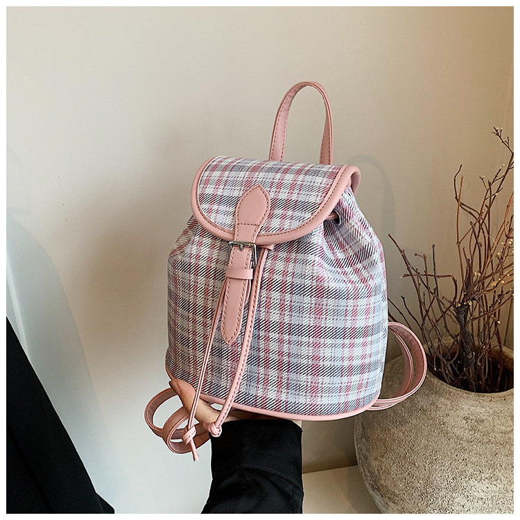 Backpack for women, fashionable niche design, hand-held Korean version backpack, high-end feeling, bucket bag, trendy_voghion.com