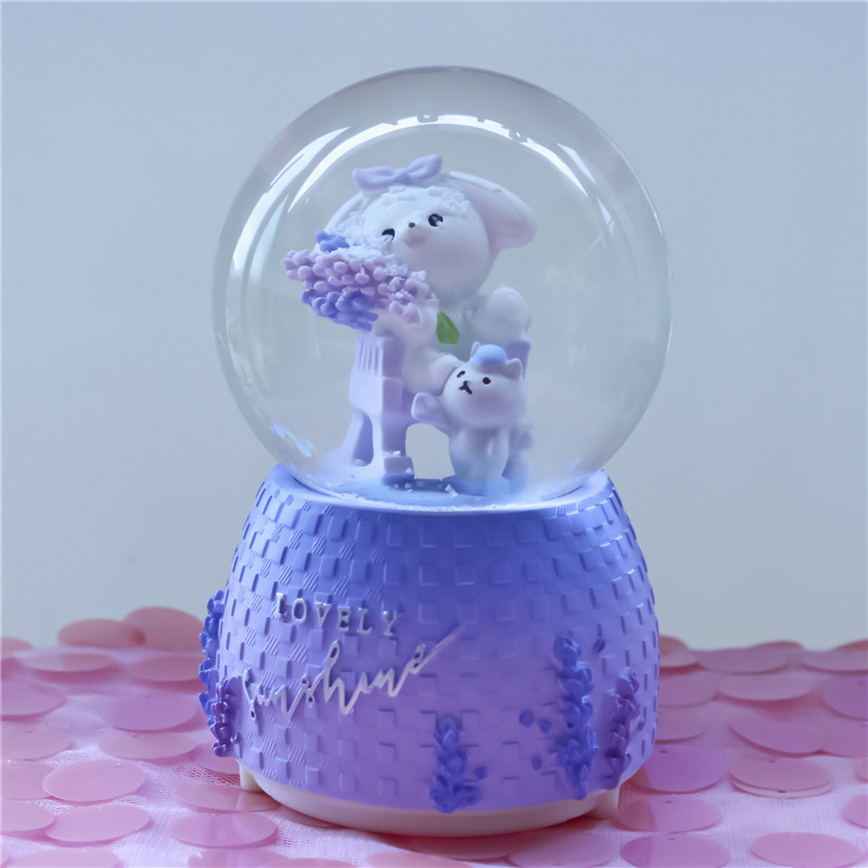 Nueva bola de cristal de mapache rosa pequeña, nieve, caja de música luminosa, luz nocturna, caja de música de regalo, artesanía de una pieza