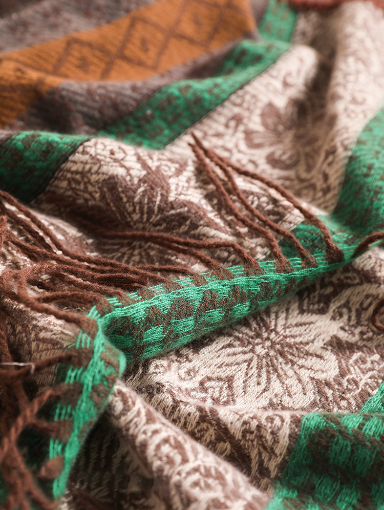 Ethnic color blocking patchwork tassel shawl contrasting stripes travel style outdoor soft blanket scarf_voghion.com