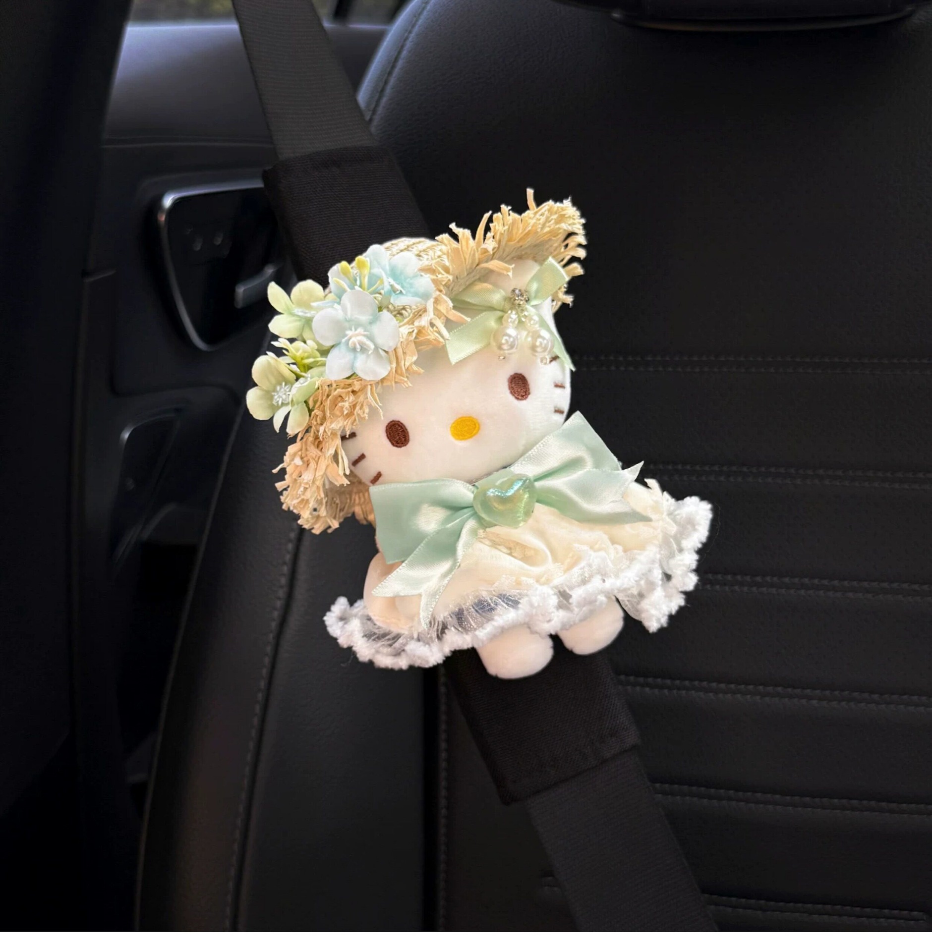 Cute Kitty Car Seatbelt Shoulder Pads Car Interior Seatbelt Decoration Anti-Wear Clothing Couple Set for Women