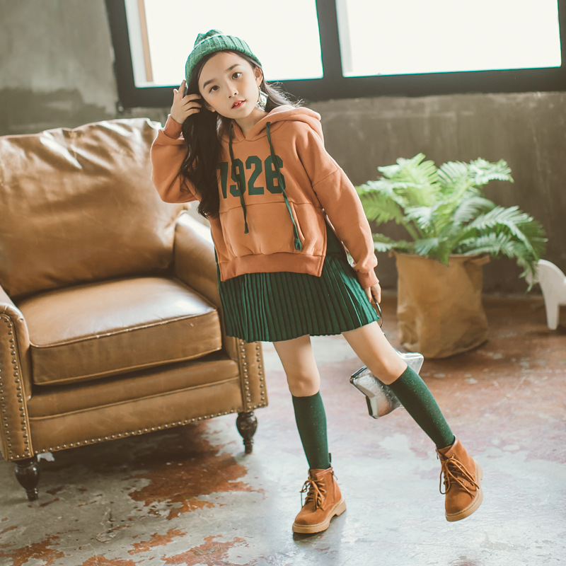 Vestido de manga larga para niñas 2023 otoño e invierno nuevo vestido de dos piezas falso vestido de moda casual para niños medianos y grandes