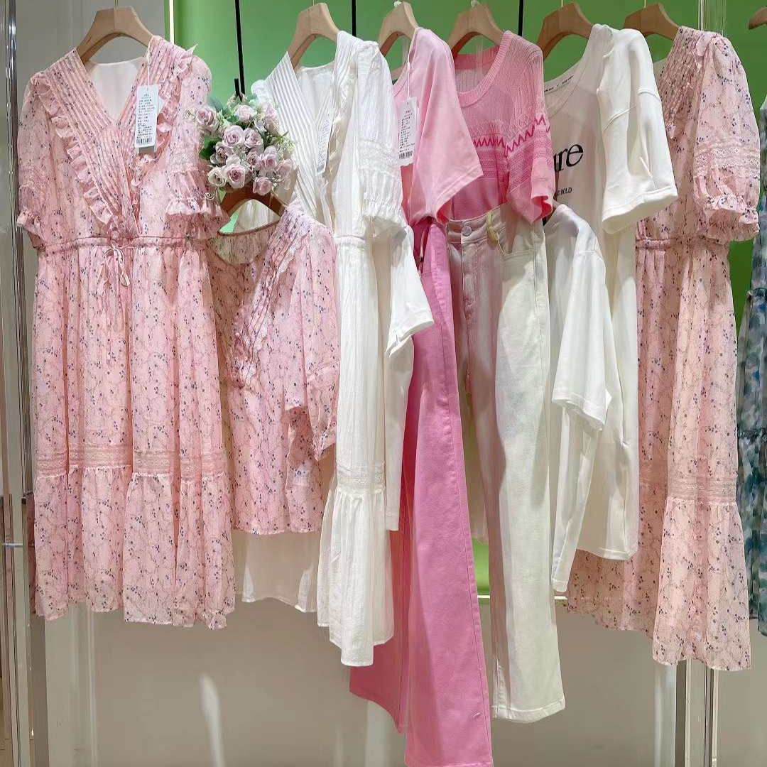 简约风情夏连衣裙杭州精品女装撤柜牌子衣服直播货源品牌女装批发