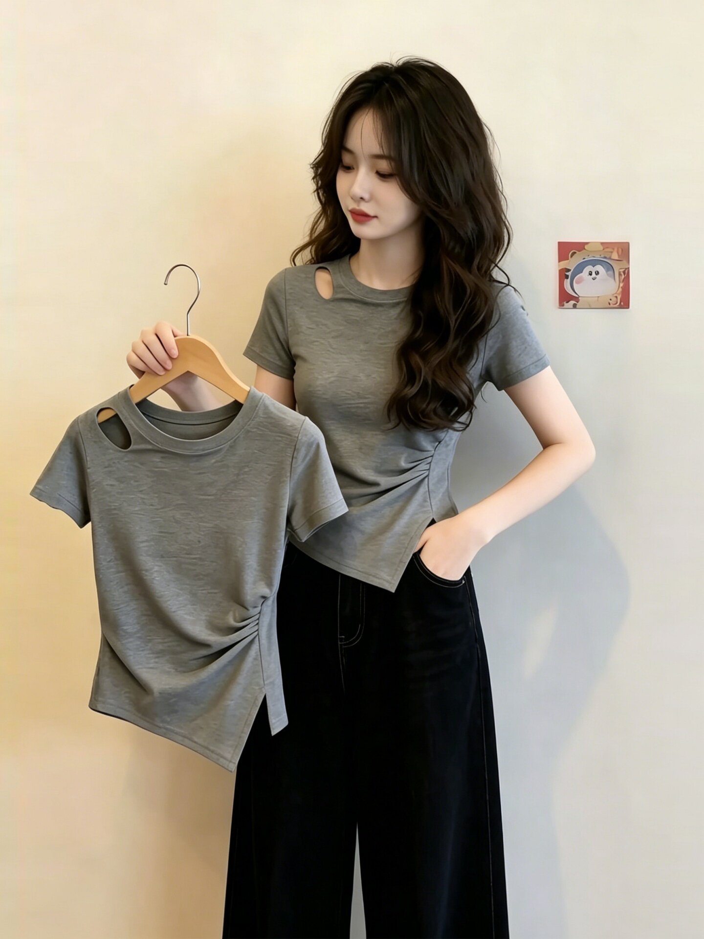 Áo thun nữ tay ngắn cổ tròn xám nhún eo xẻ tà ôm dáng — màu xám chi tiết 4