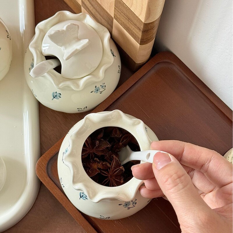 クリーム蝶花柄セラミック家庭用高温耐性レトロキッチンオイルスパイシーチリオイル蓋付き|undefined