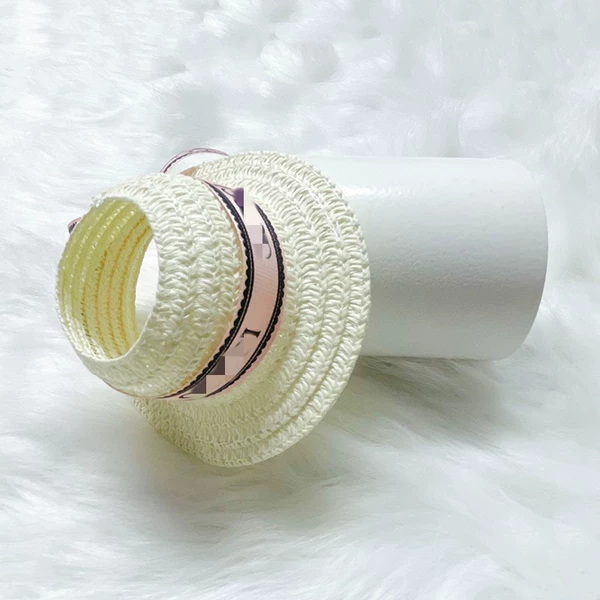 White vermicelli straw hat