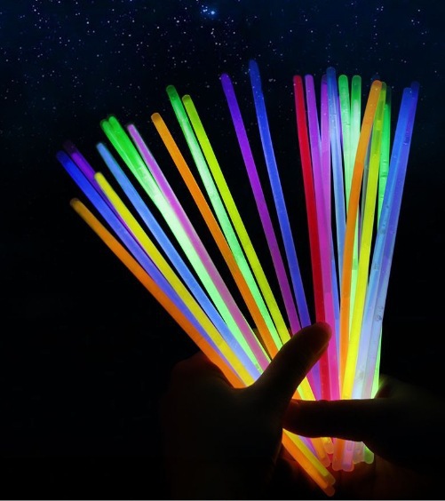 50 varillas fluorescentes en paquete