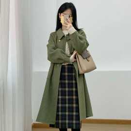 2025新款设计感苔绿色法式复古呢子大衣女秋高级感古着毛呢外套女