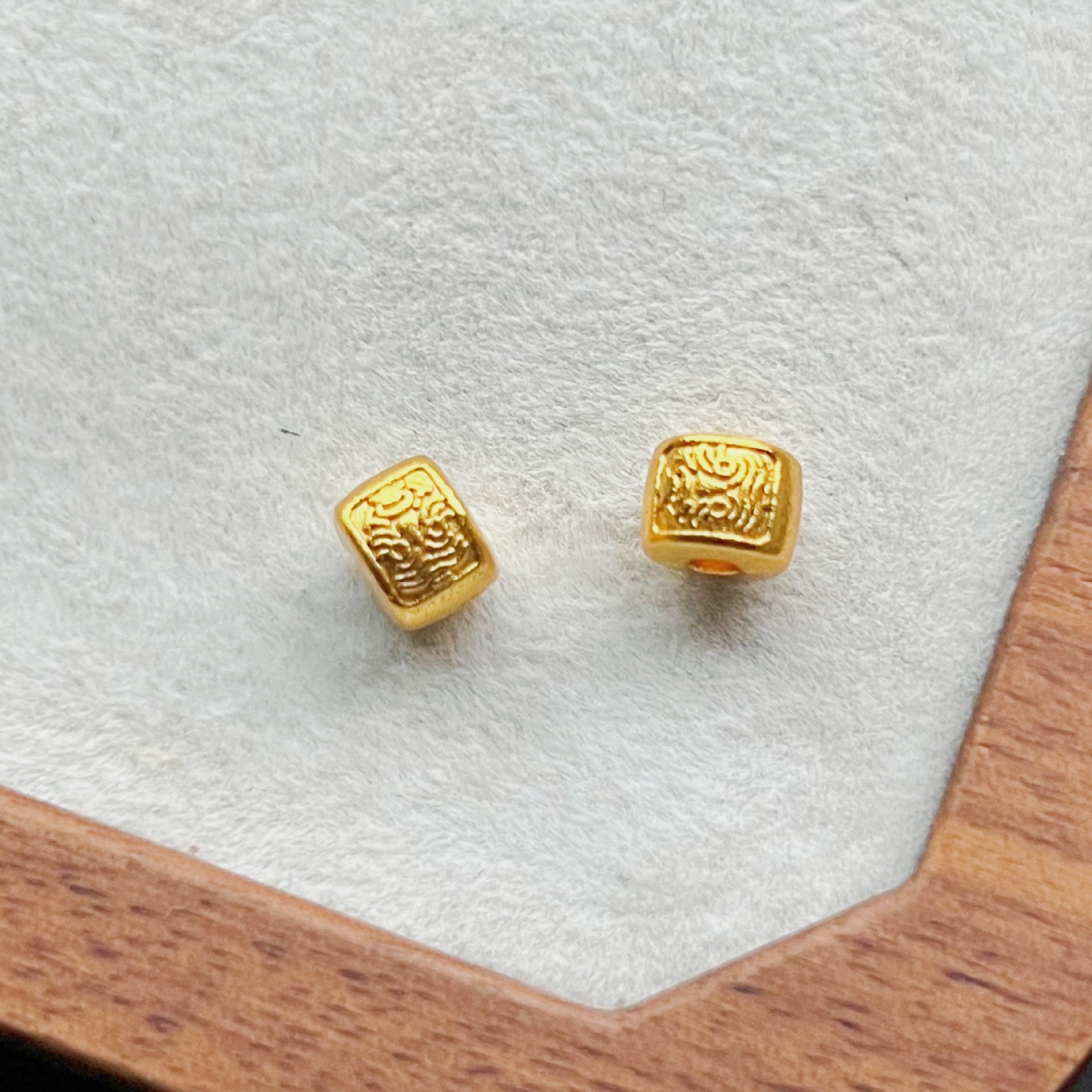 强保色金店同款diy扎基拉姆手串配件沙金手链复古隔珠饰品混批