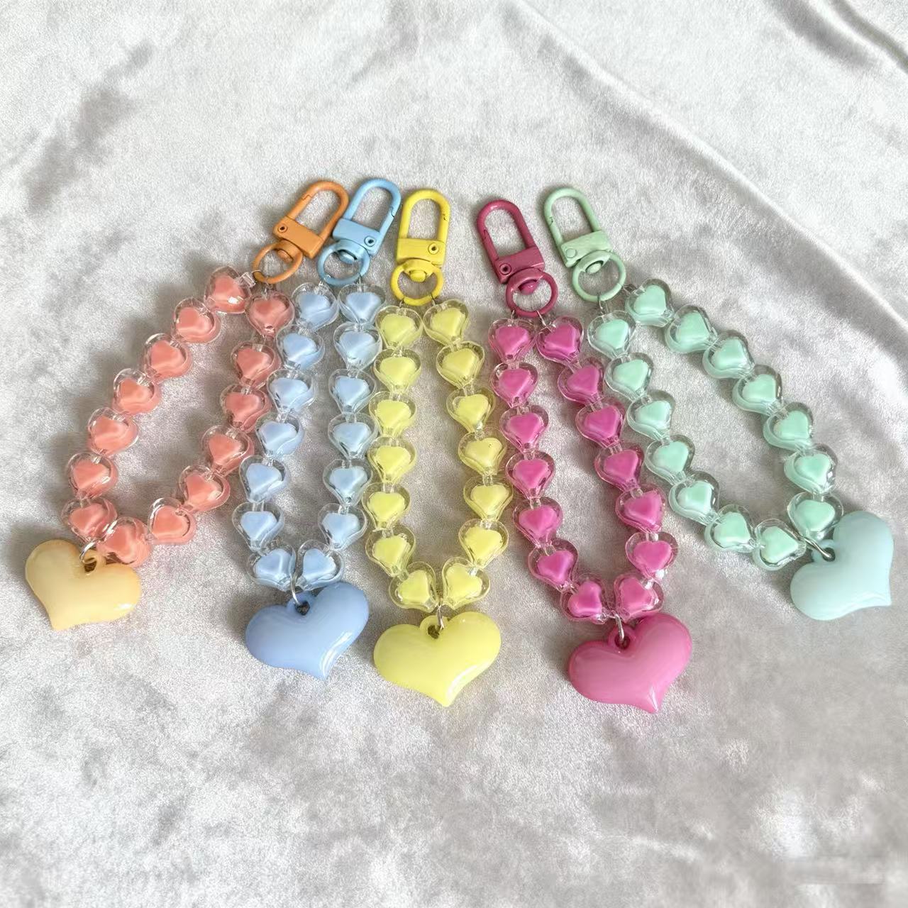 Colorful Heart-Shaped Handmade Peach Heart Beads Beaded Mobile Phone Chain Keychain Creative Personalized Bag Pendant Multi-Colorful Optional