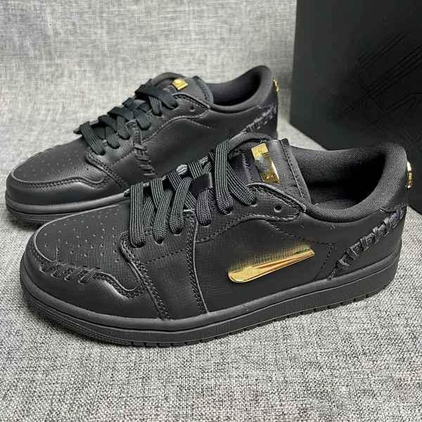 Pure Original Joe 1Low Black Cat Small Gold Hook Woven Casual Sports Board Shoes Men's and Women's Retro Basketball Shoes Metallic Grey Black Gold