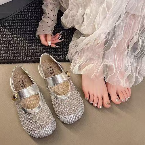 2026 nuevo hueco transpirable primavera y verano malla de tela de tela suave tejida poco profunda zapatos de moda de una sola pieza