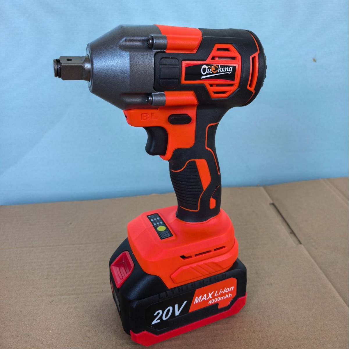 跨境电商无刷电动扳手大扭力轮胎汽修工具锂电风炮小型冲击充电板