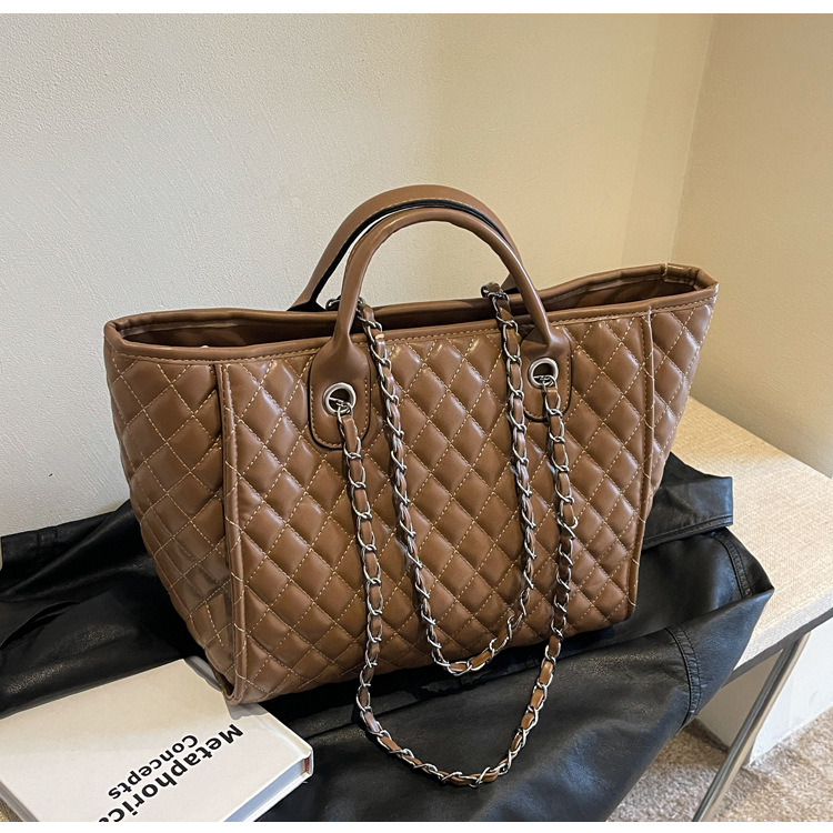 European And American Lingge Bag New Large Capacity Chain Bag Fashionable And Versatile Handheld Single Shoulder Tote Bag_voghion.com
