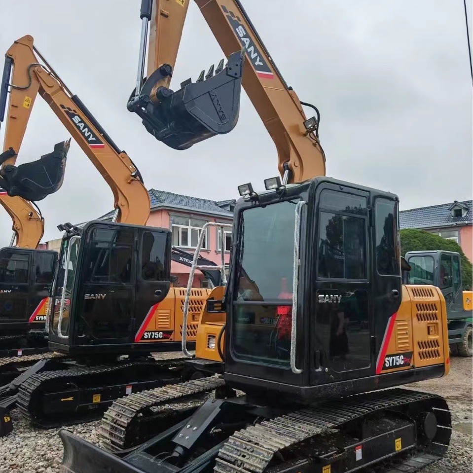 Línea de exportación nacional y extranjera de segunda mano Sany55 60 75 excavadora SY marca nacional de primera línea