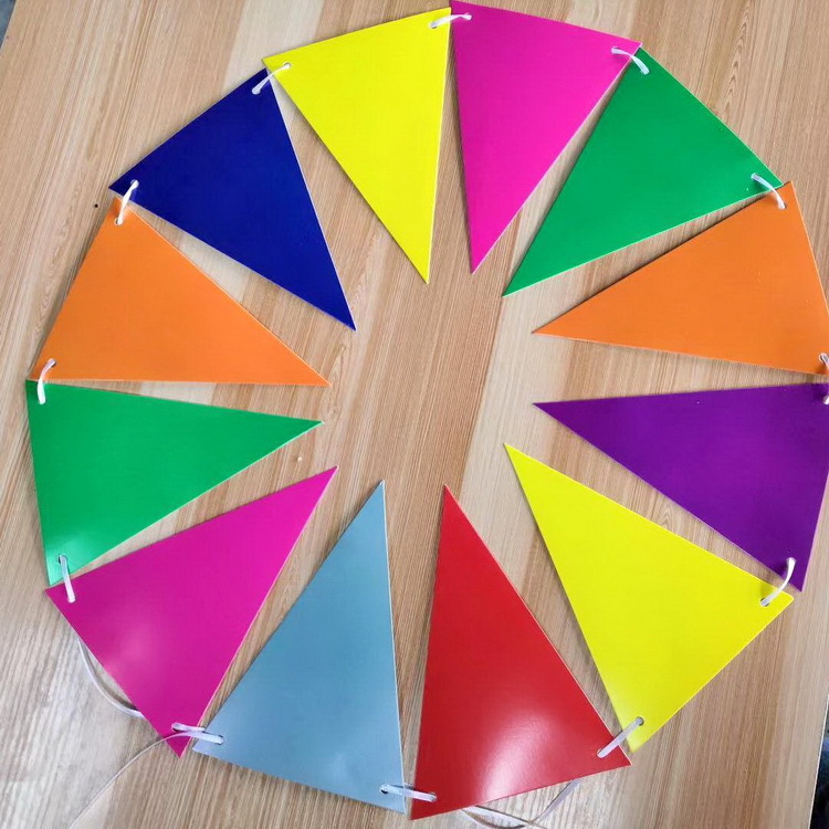 Colorido triángulo decorativo bandera vacaciones cumpleaños boda fiesta decoración tire bandera diseño de la Sala de la escuela bandera colorida