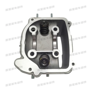 Pedal motosiklet mühərrik hissələri GY6-200cc silindr başlığı dəsti