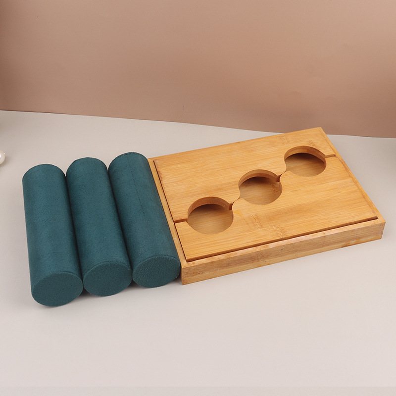 ����չʾ�ܸ߼�����ľ�ɲ�ж�������������鱦��Ʒ���Ӱڻ��ܵ���