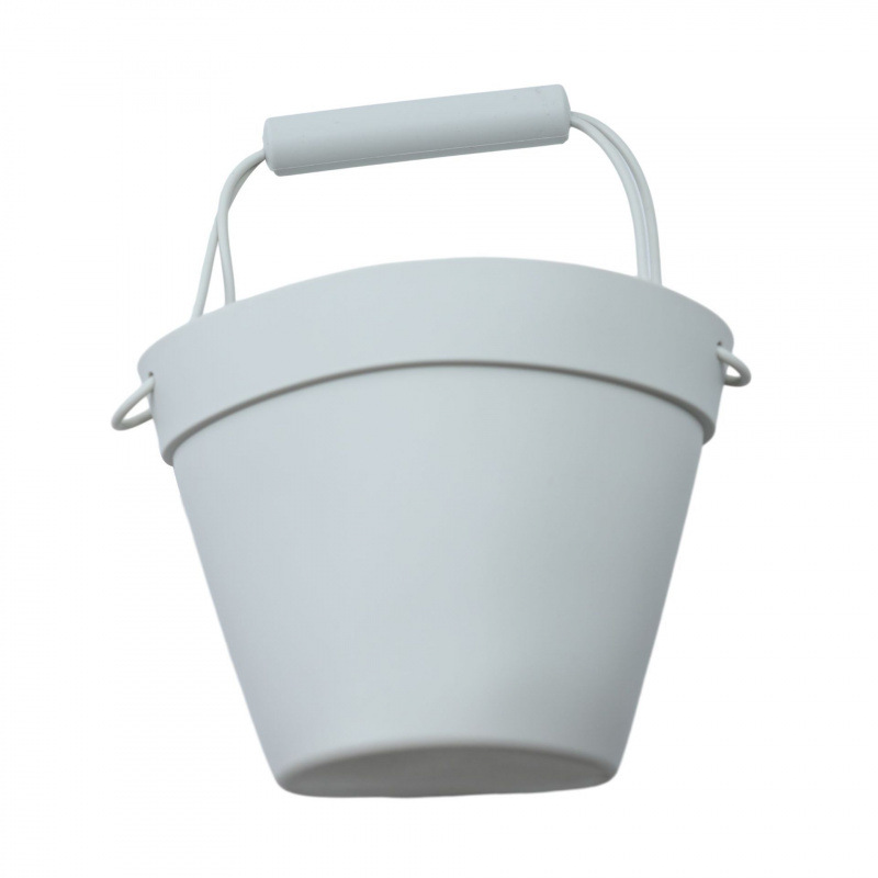 Los fabricantes venden al por mayor cubos de playa, cubos de pesca, cubos de plástico, juguetes para niños