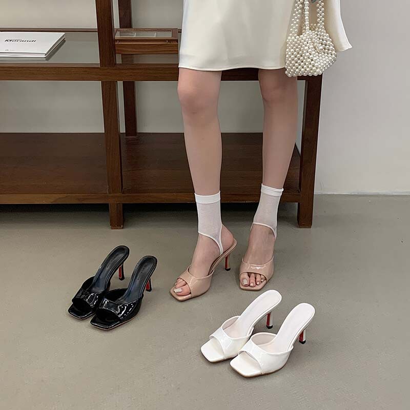 Patent Leather High-Heeled Sandals 2026 New Summer Versatile Thin-Heeled Square-Toe Open-Toe Sexy Outdoor Slip-On Sandals Patent Leather High-Heeled Sandals 2026 New Summer Versatile Thin-Heeled Square-Toe Open-Toe Sexy Outdoor Slip-On Sandals