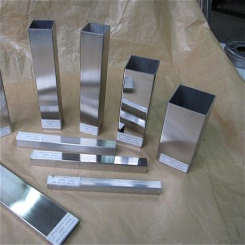 304不锈钢方管 精密小方管激光打孔 8*8 6*6 10*10 20*20方钢