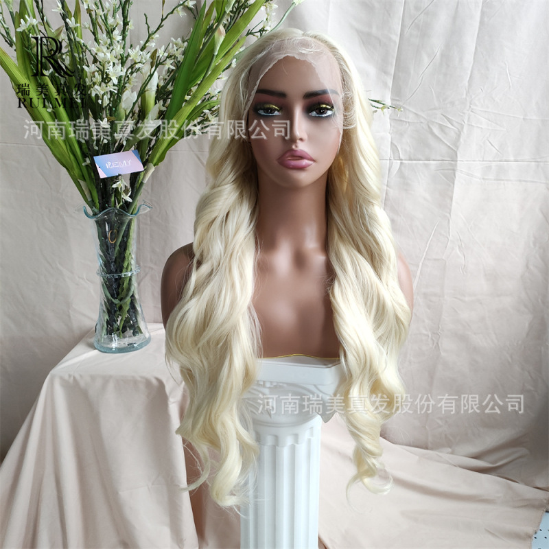 欧米のT PARTの前のレースのかつらの頭カバーの長い巻き髪の化繊の頭カバーのwig|undefined