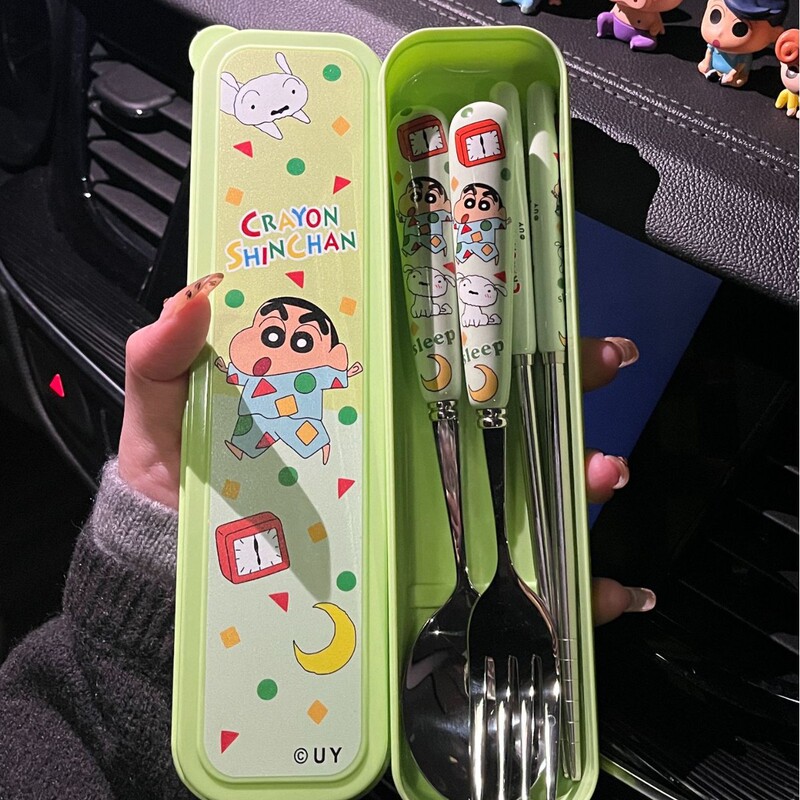 Crayon Shin-Chan Spoon, Fork, Student High-Value Chopsticks, Cute Dormitory Home Portable Set, Three-Piece Tableware Set Crayon Shin-Chan Spoon, Fork, Student High-Value Chopsticks, Cute Dormitory Home Portable Set, Three-Piece Tableware Set