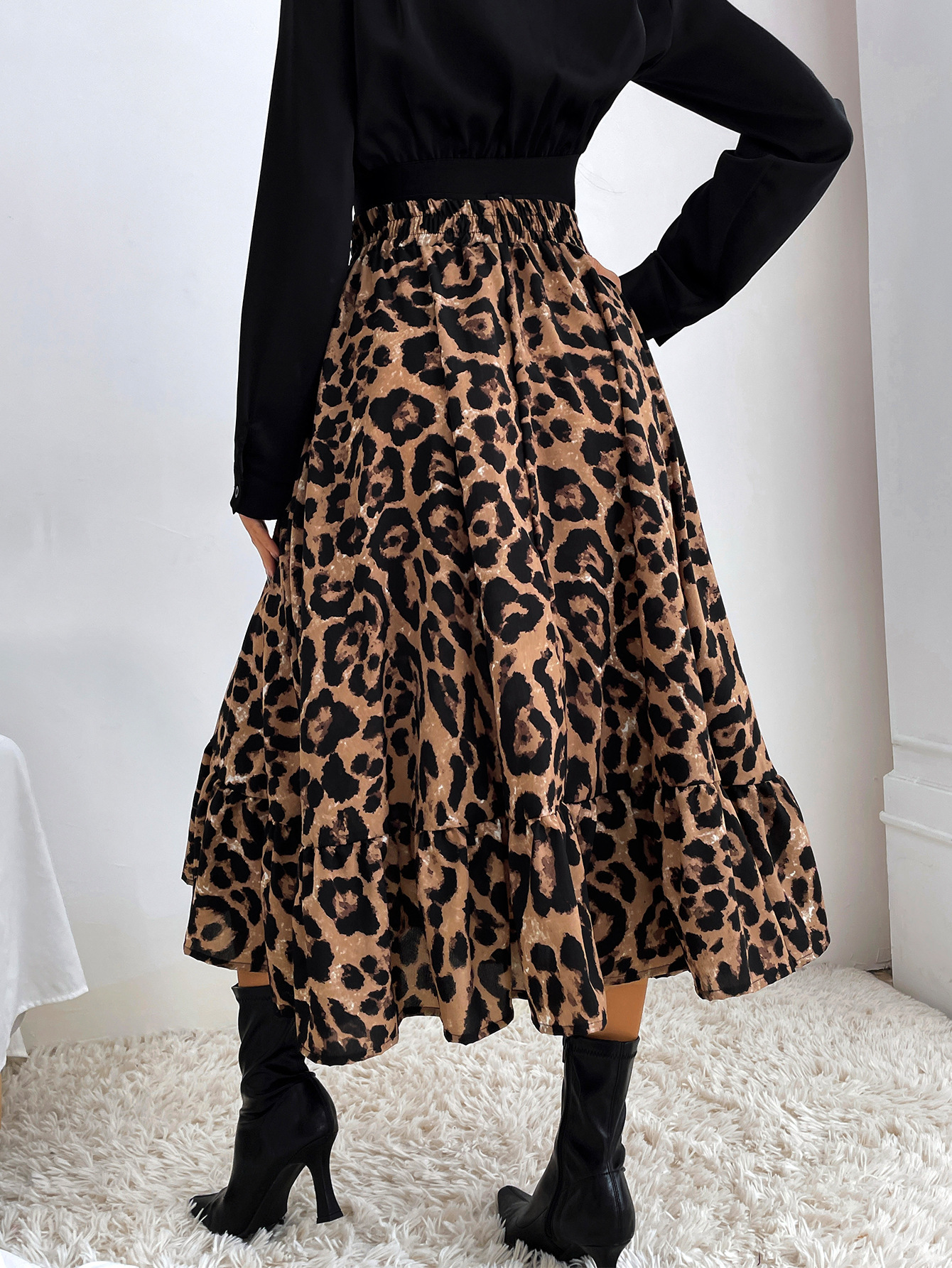 182g Weight Midi Dress Dress Length Type Skirt Dresses Type Spandex, Polyester Fabric Type High Waist Waist Line Inelastic Elasticity Holiday, Daily Occasion Regular Fit Fit Type Ditsy Floral, Leopard Pattern Spring, Autumn Season Women's Gender Casual, Streetwear Style Spring Autumn Casual Streetwear Ditsy Floral Leopard Spandex Polyester Midi Dress Skirts 48