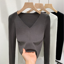 软糯针织打底衫女2025新款女装气质V领套头毛衣保暖内搭长袖上衣