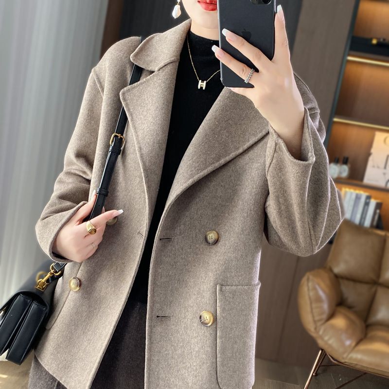 Wool Double-Sided Woolen Outwear for Middle-Aged and Elderly Mothers, Women's Short Autumn and Winter Small Fragrant Suit Collar Woolen Outwear