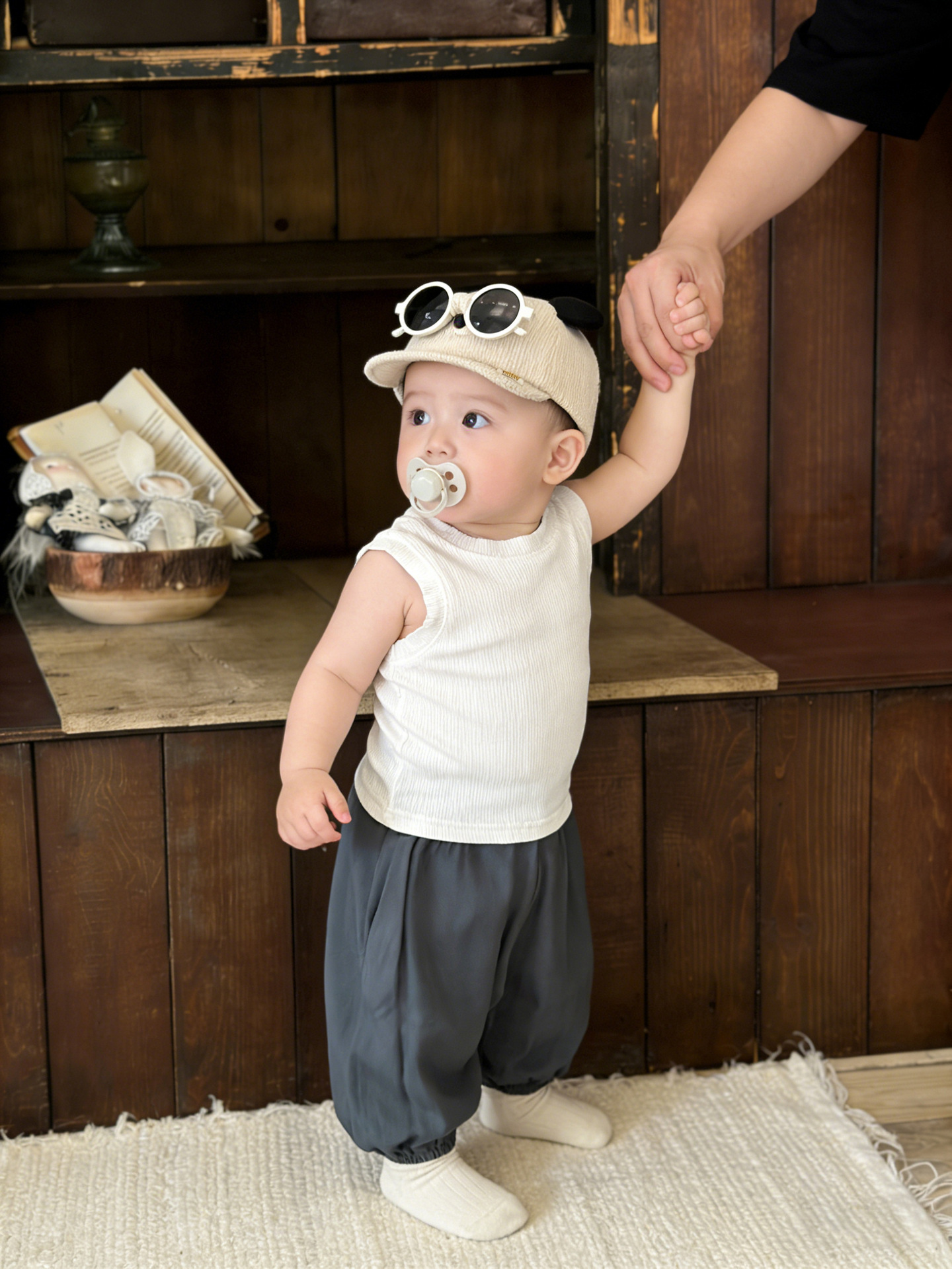 Baby guapo chaleco delgado de verano 2026 nueva ropa de bebé fresca de color sólido sin mangas chaqueta para niños