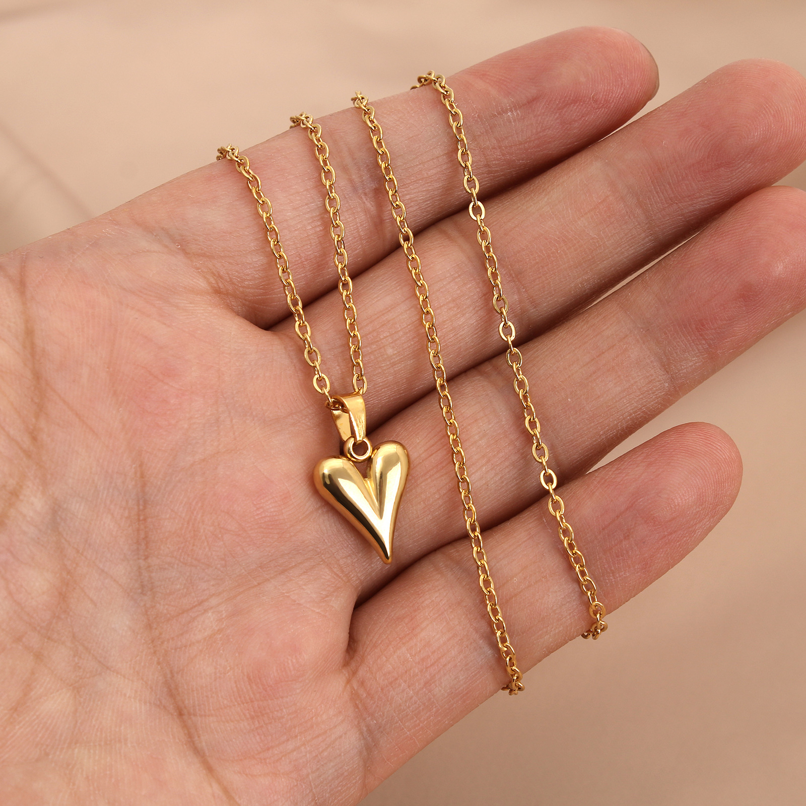 Collar con colgante de corazón dorado de acero inoxidable, estilo europeo/americano image 4