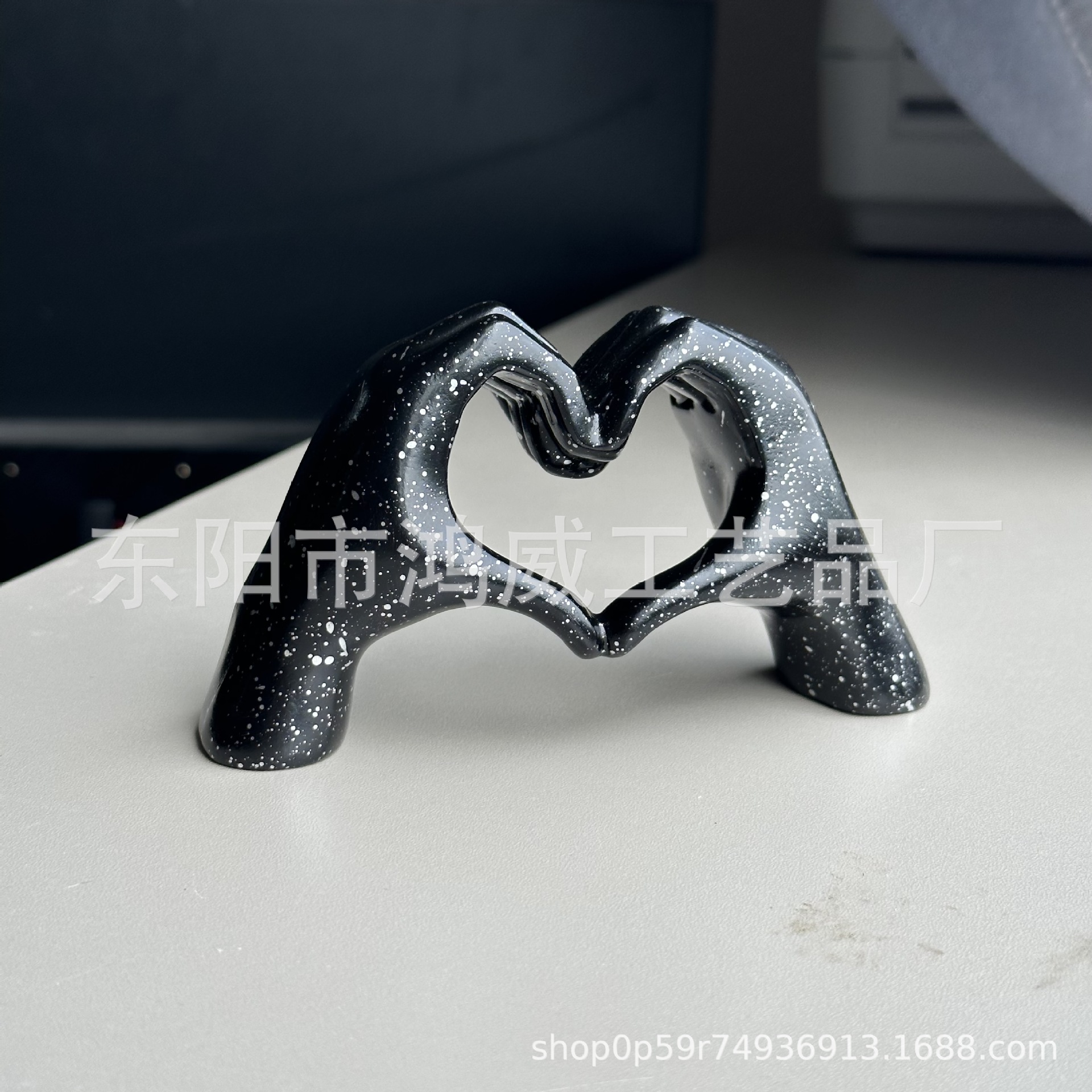 Transfronterizos dos manos amor que amor resina artesanía decoración para el hogar estatua decoración de escritorio festivales boda