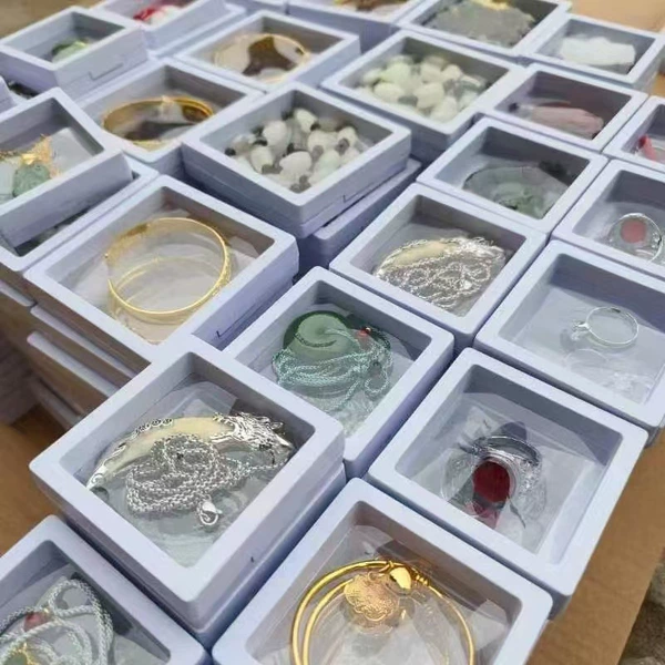10 yuan pattern pendant film box