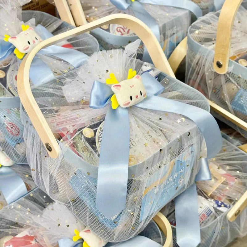 結婚式のお土産バスケット、赤ちゃんの満月宴会、成人式のポータブルバスケット、誕生日の1年目のギフト、ハンドルバスケット、メッシュ空箱|undefined