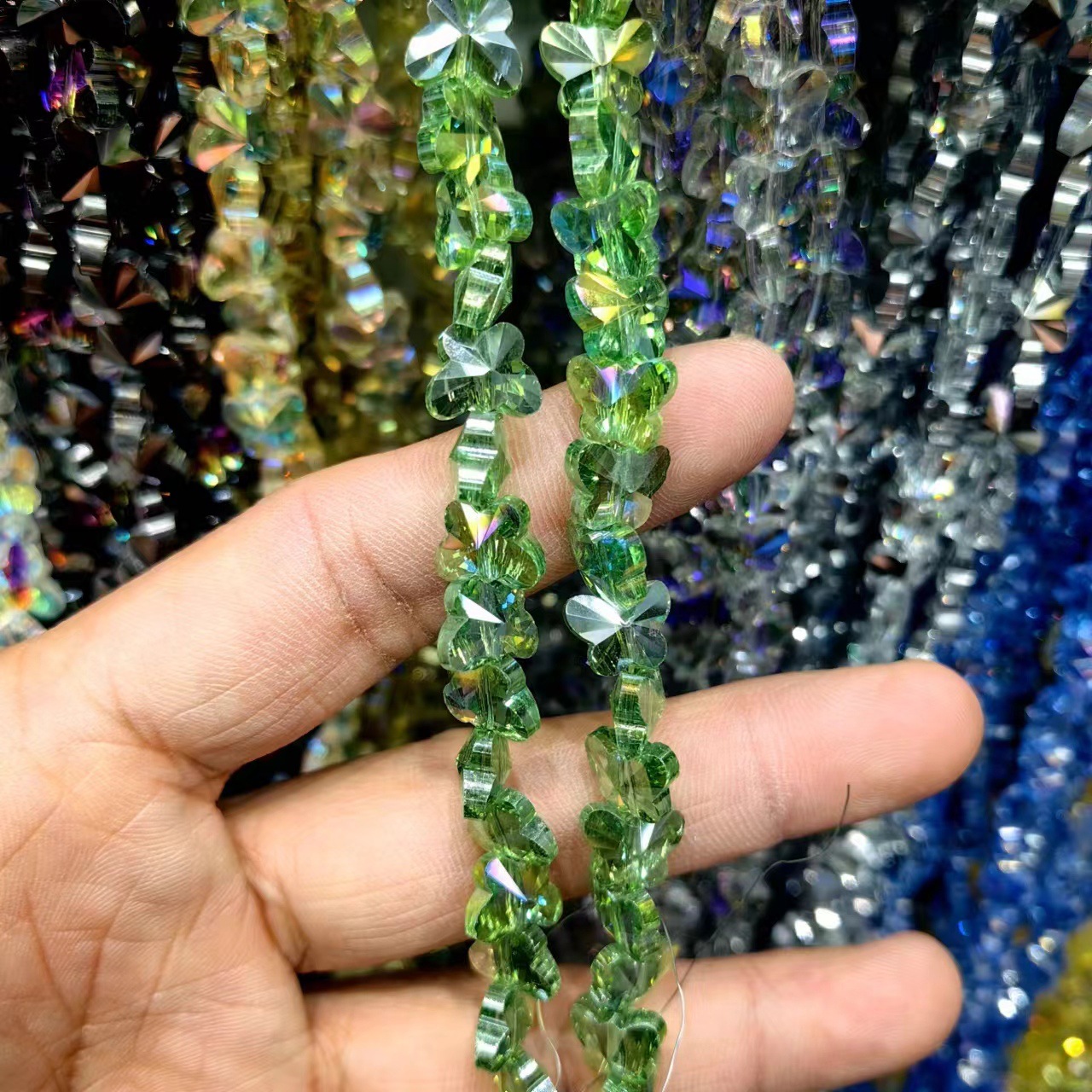 8mm mariposa de cristal de cristal de corte de cristal boutique joyería DIY pulsera hecha a mano accesorios de cadena de teléfonos celulares cuentas