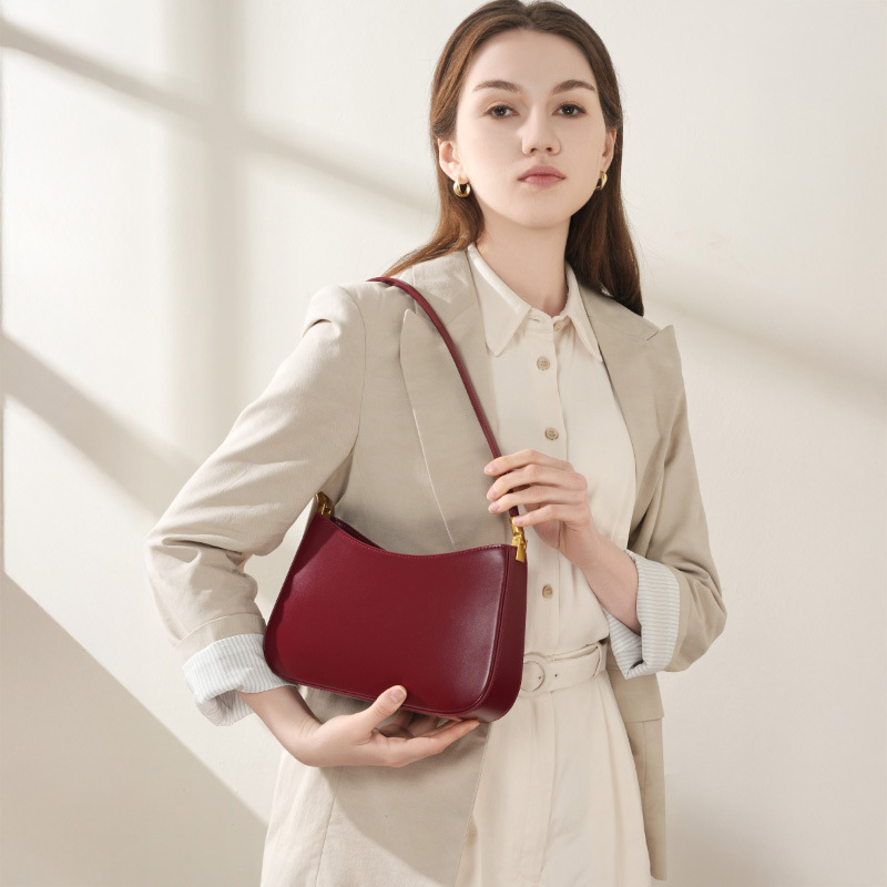 Spring/Summer New Niche Design Genuine Leather Commuter Baguette Bag 2026 French Style Underarm Shoulder Bag Retro Women's Handbag - Thumbnail 3